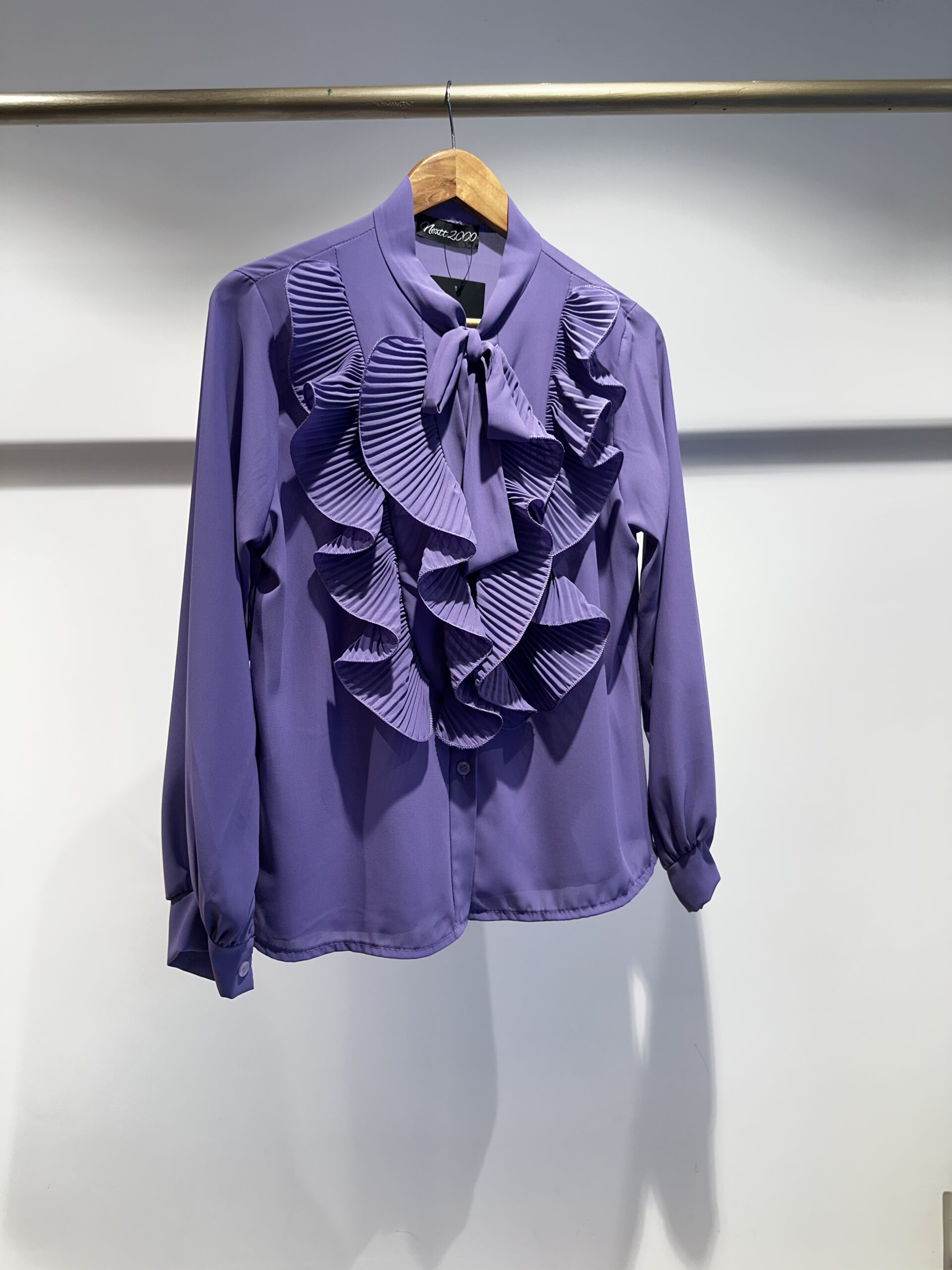 Frill shirt - Image 3