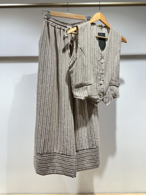 Striped Linen Waistcoat - Image 3