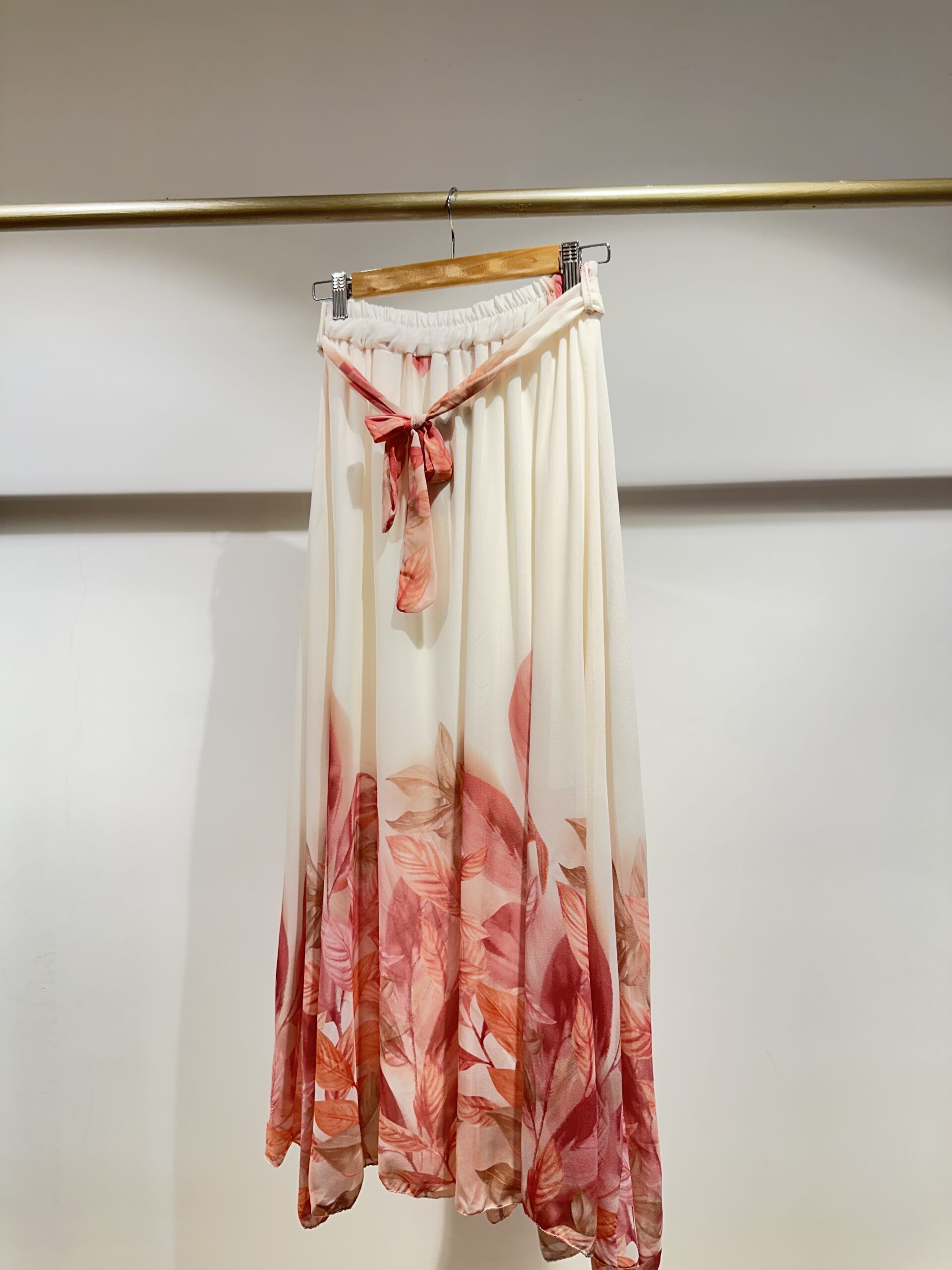 Printed Long Skirt With Leaves - Image 4