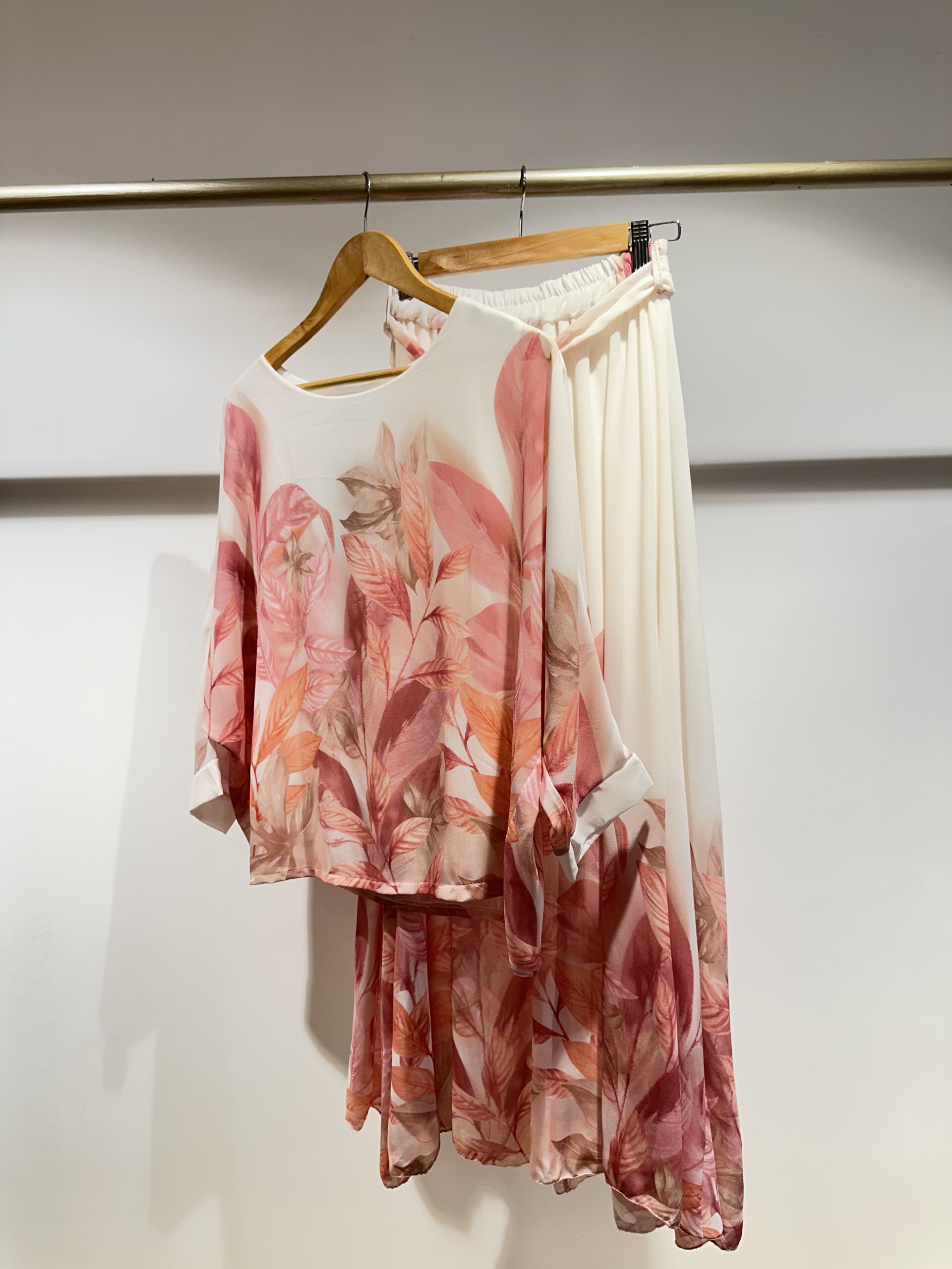 Printed Leaves Co ord set - Image 3