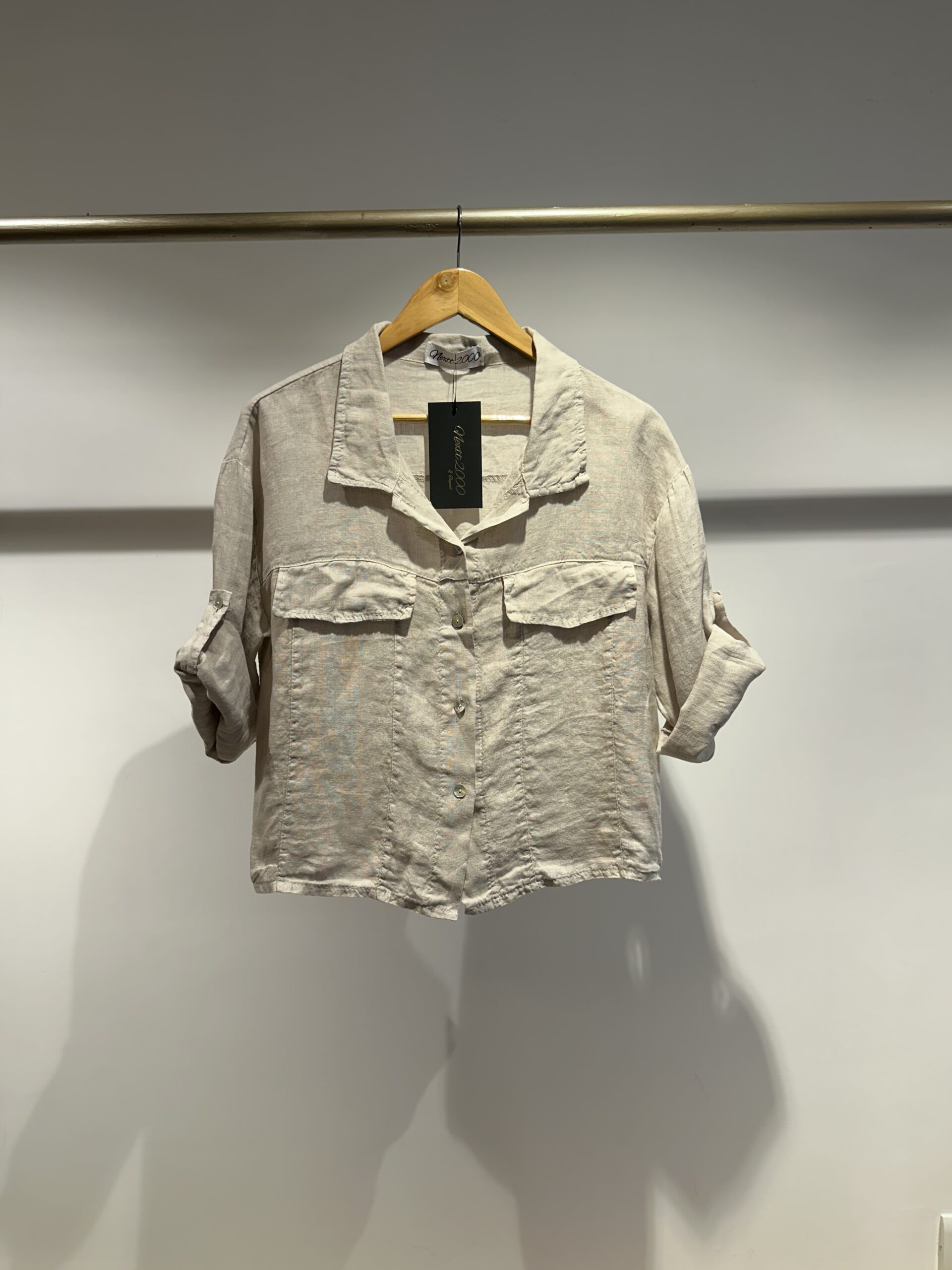 Military style shirt with folded sleeves - Image 3