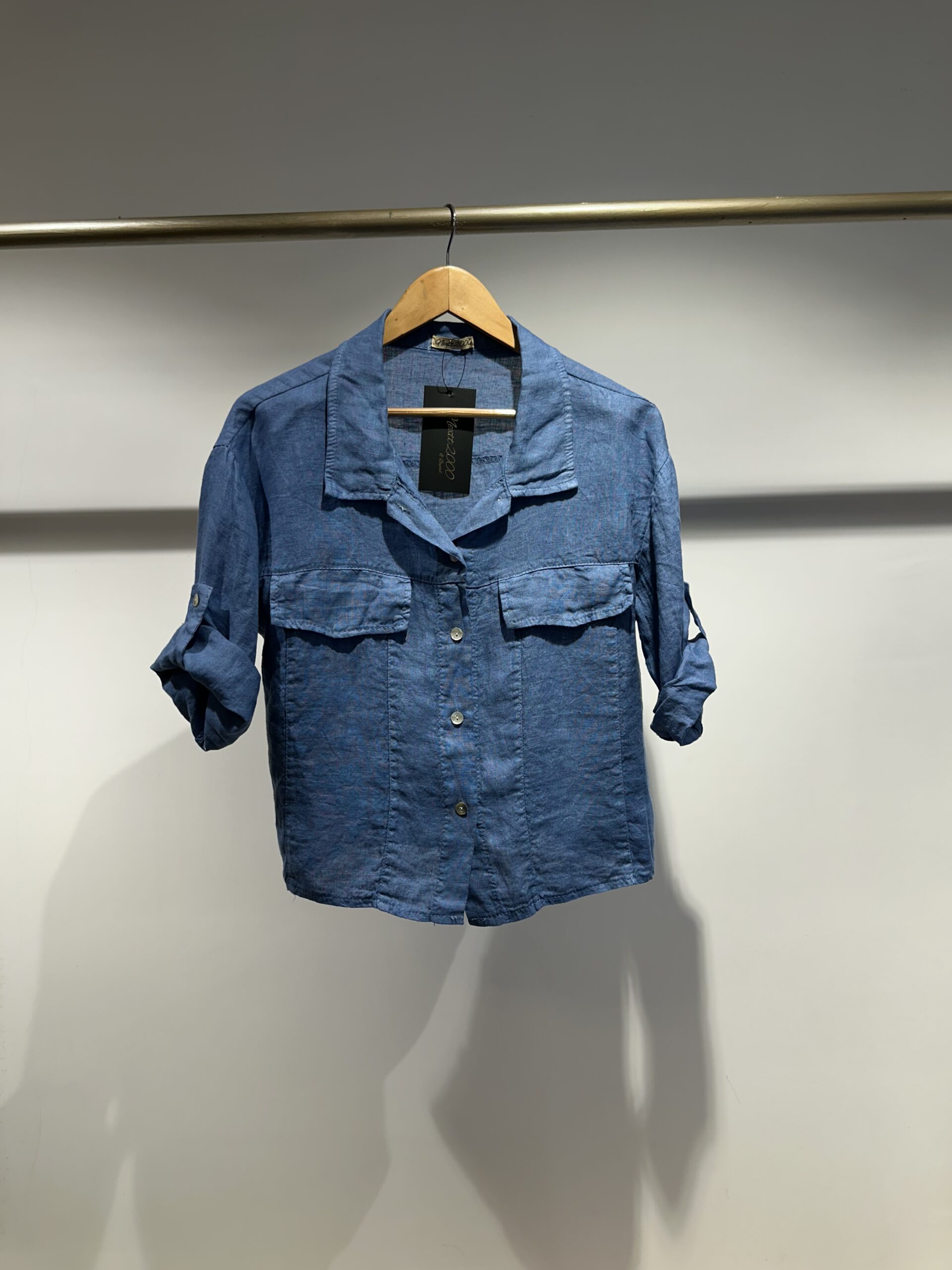 Military style shirt with folded sleeves - Image 6